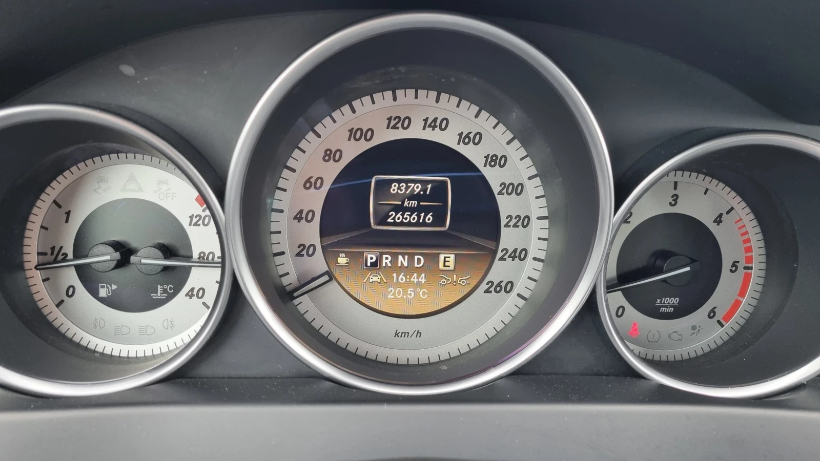 Mercedes-Benz C 350 V6 AMG/PANO/DISTRONIC/4-MATIC/TOP | Mobile.bg   11