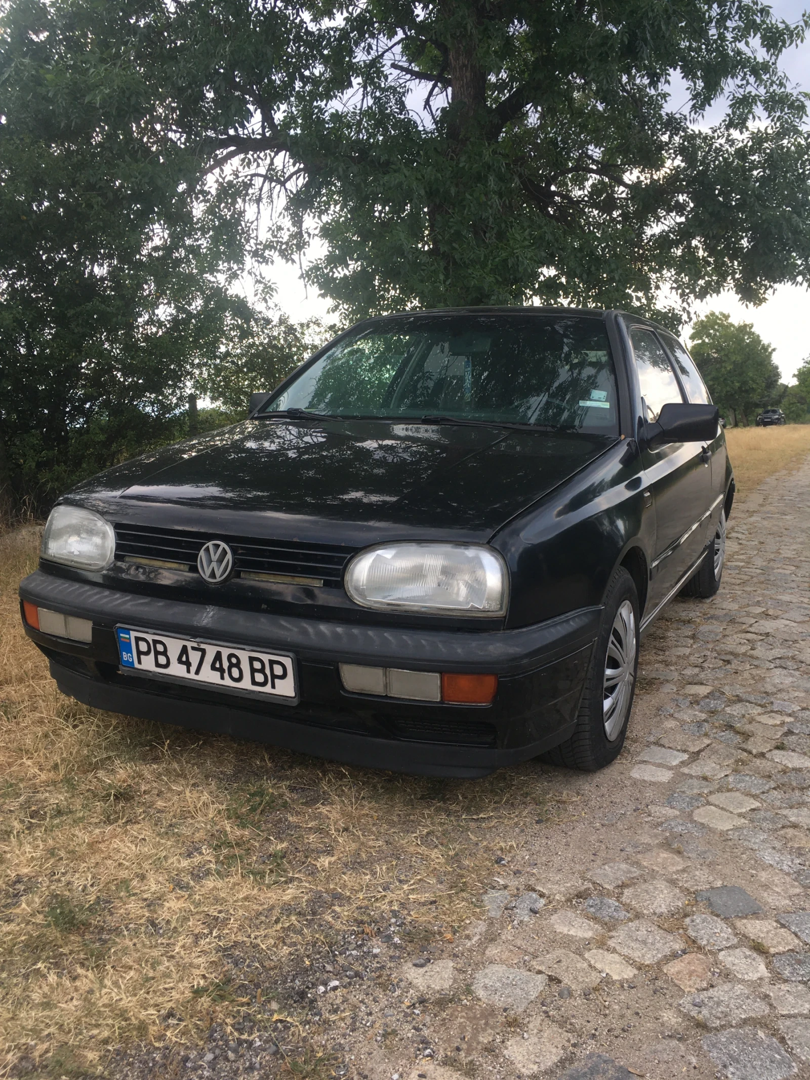 VW Golf 1.8iмоно 75 - изображение 2