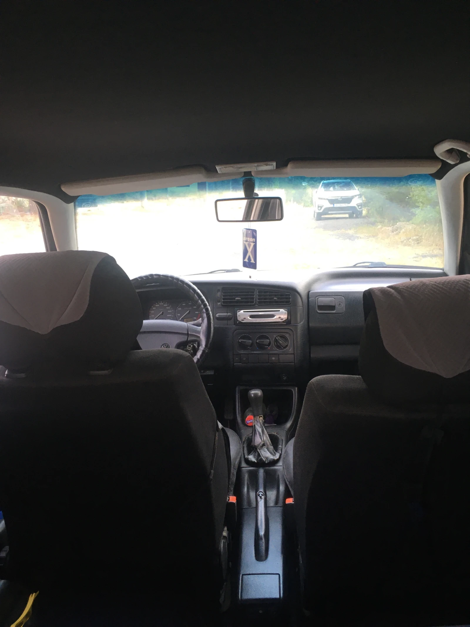 VW Golf 1.8iмоно 75 - изображение 8