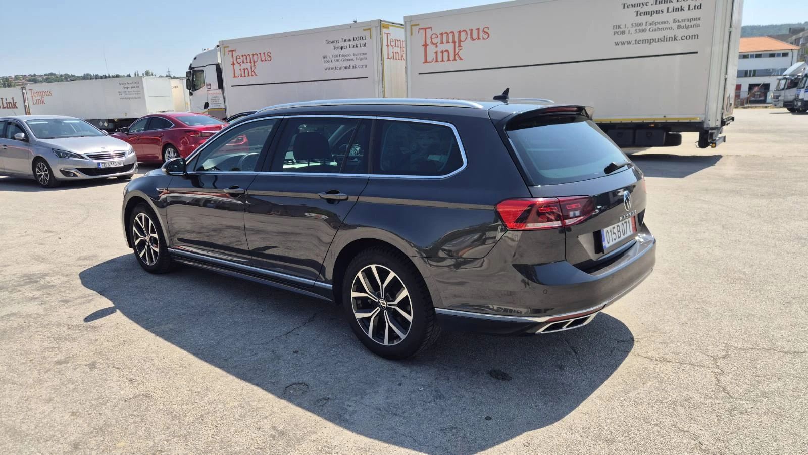 VW Passat 2.0TDI R-Line - изображение 5