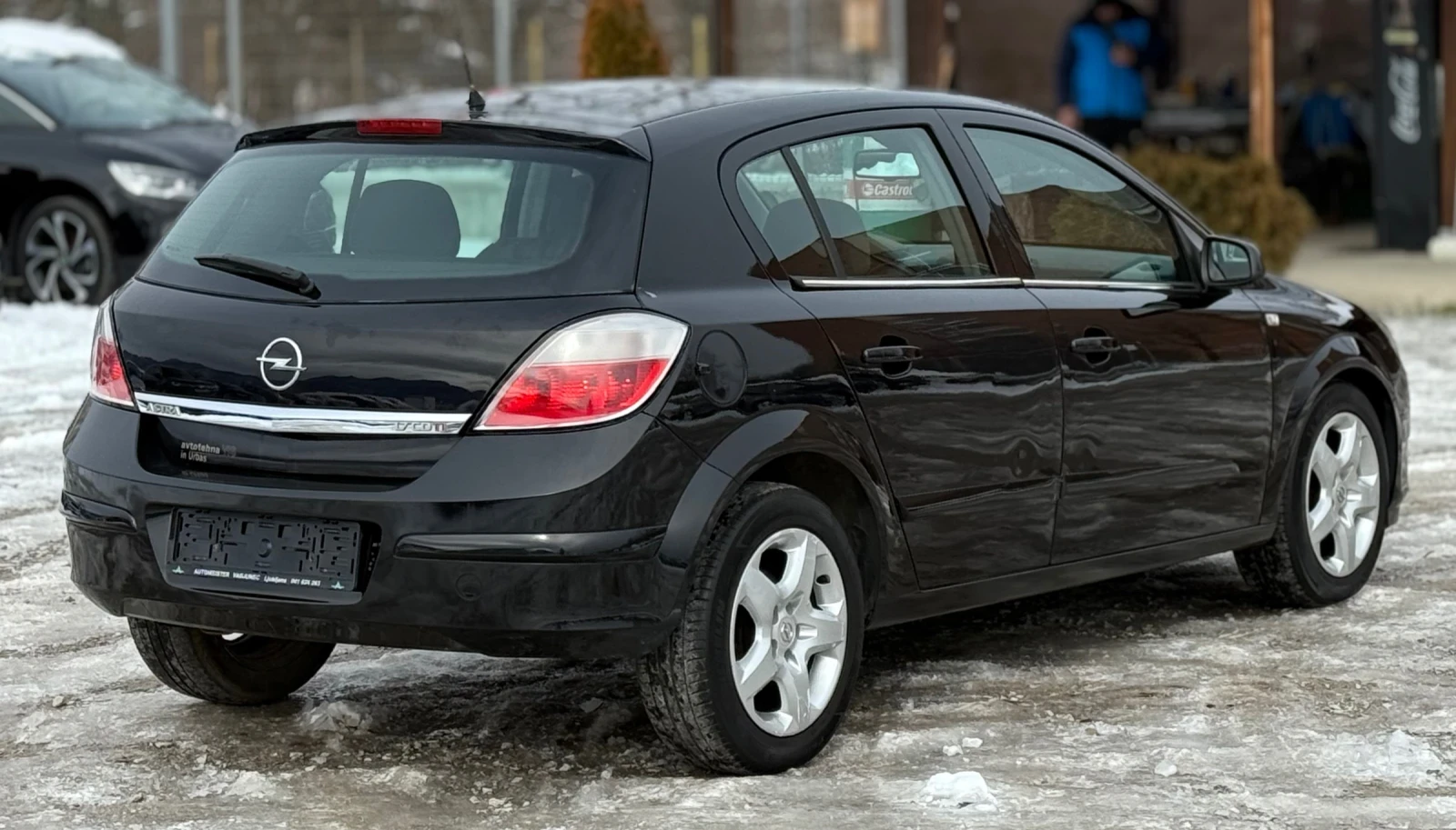 Opel Astra 1.7CDTi 101к.с * Климатроник*  - изображение 6