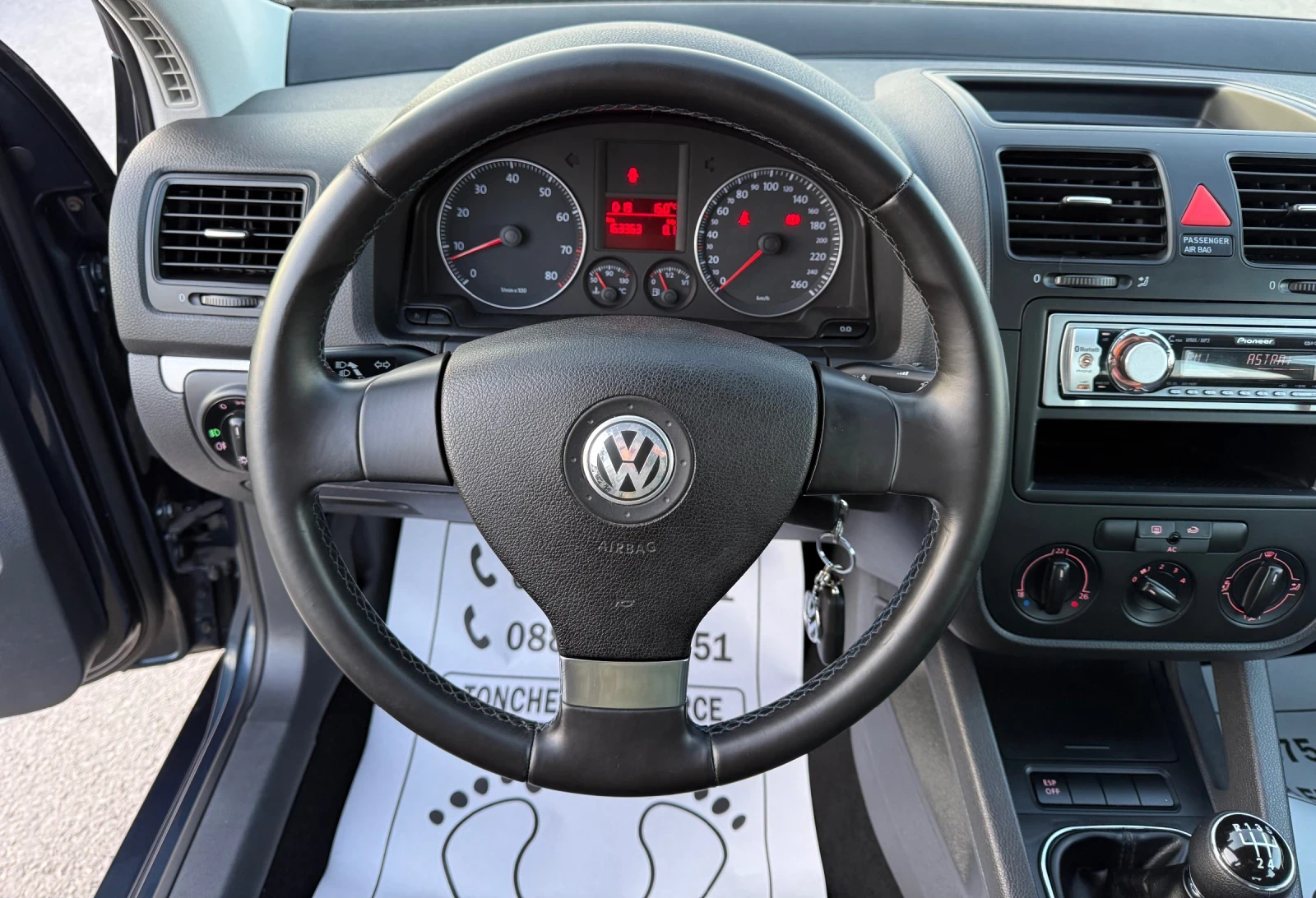 VW Golf 1.6i-102k.s.-TOP-NEW-FACE-163.000km-КАТО ЧИСТО НОВ, снимка 8 - Автомобили и джипове - 53742928