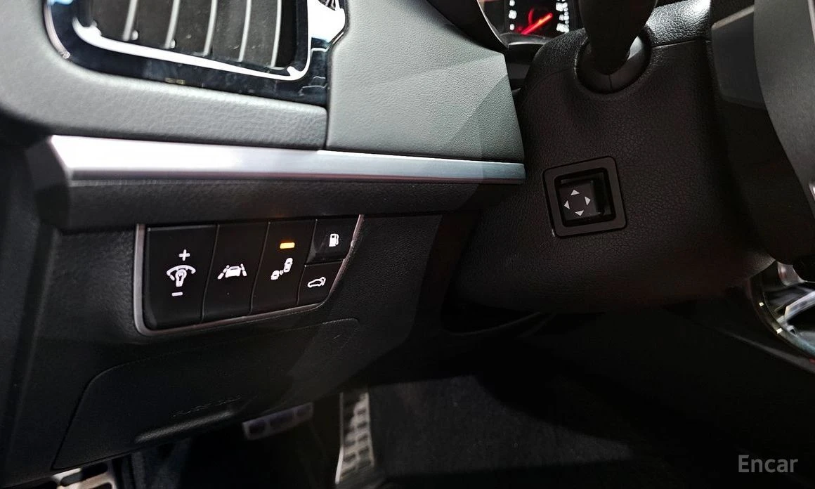 Kia Stinger, снимка 13 - Автомобили и джипове - 53797196