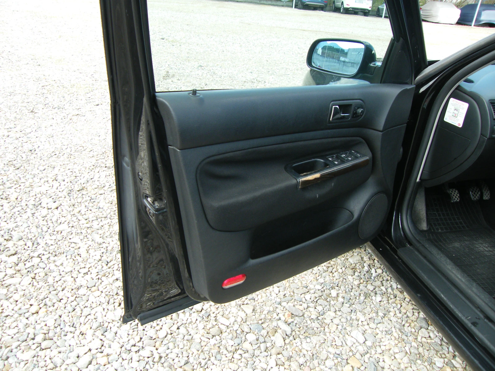 VW Golf 1.8T GAZ инжекцион, снимка 7 - Автомобили и джипове - 54124657