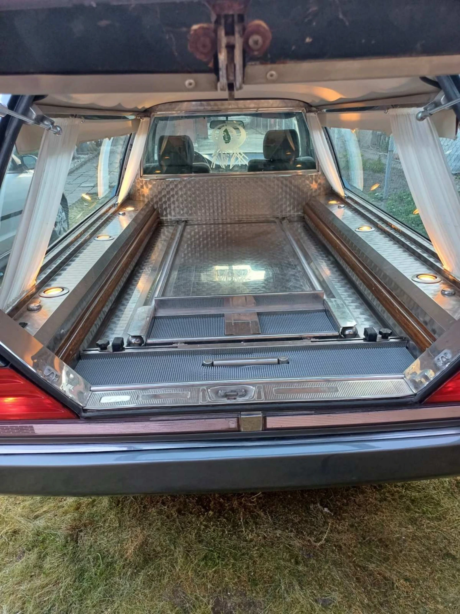 Mercedes-Benz 300, снимка 7 - Автомобили и джипове - 54356294