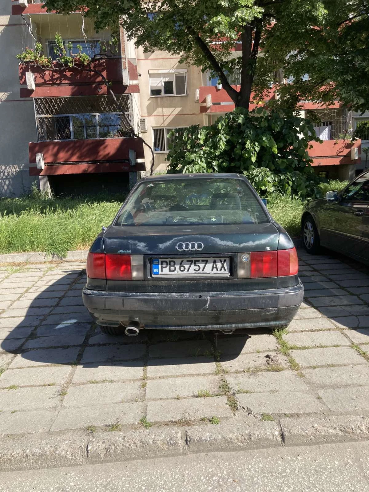 Audi 80 1.6 Газ Бензин, снимка 2 - Автомобили и джипове - 54624572