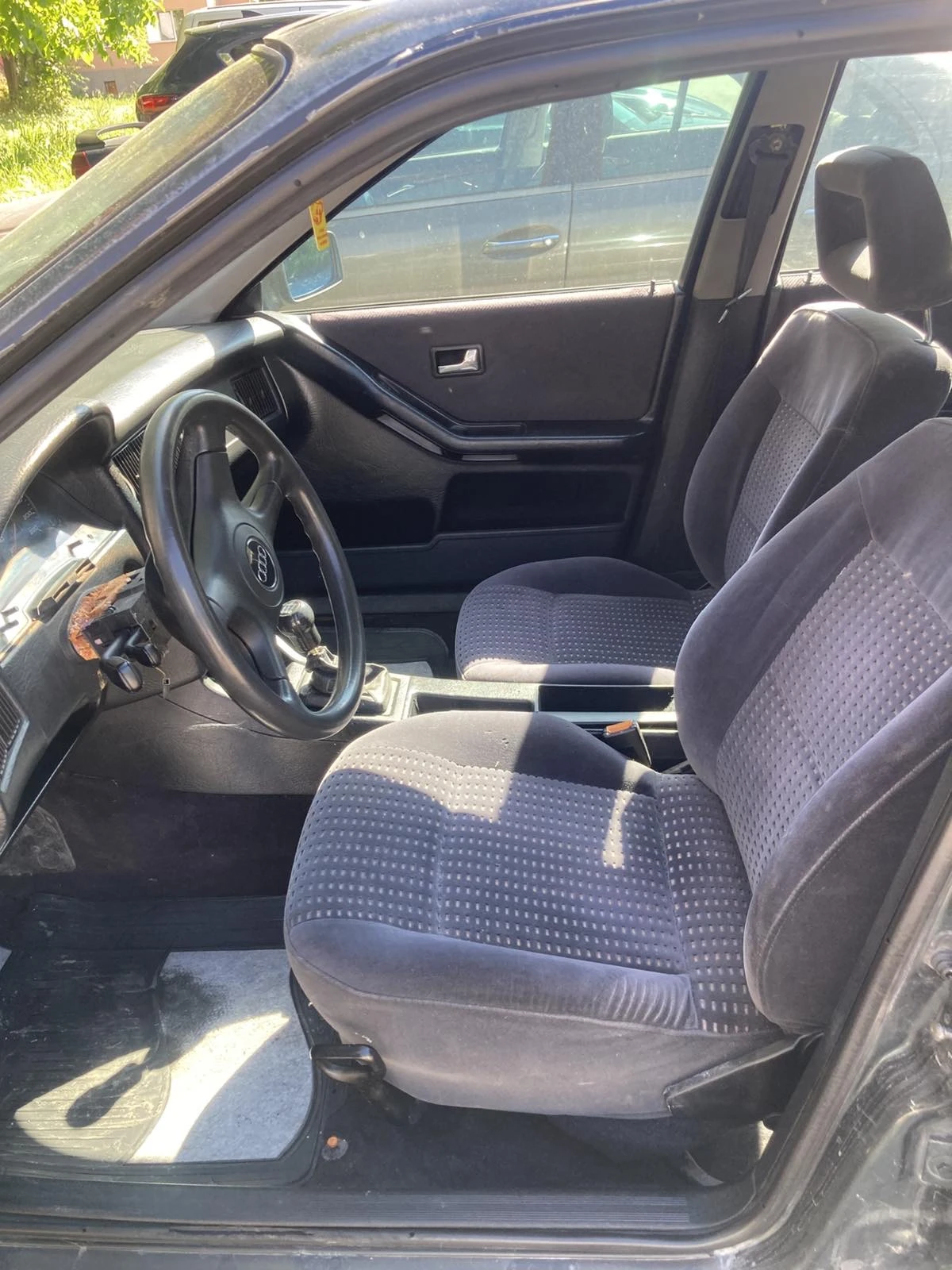 Audi 80 1.6 Газ Бензин, снимка 7 - Автомобили и джипове - 54624572
