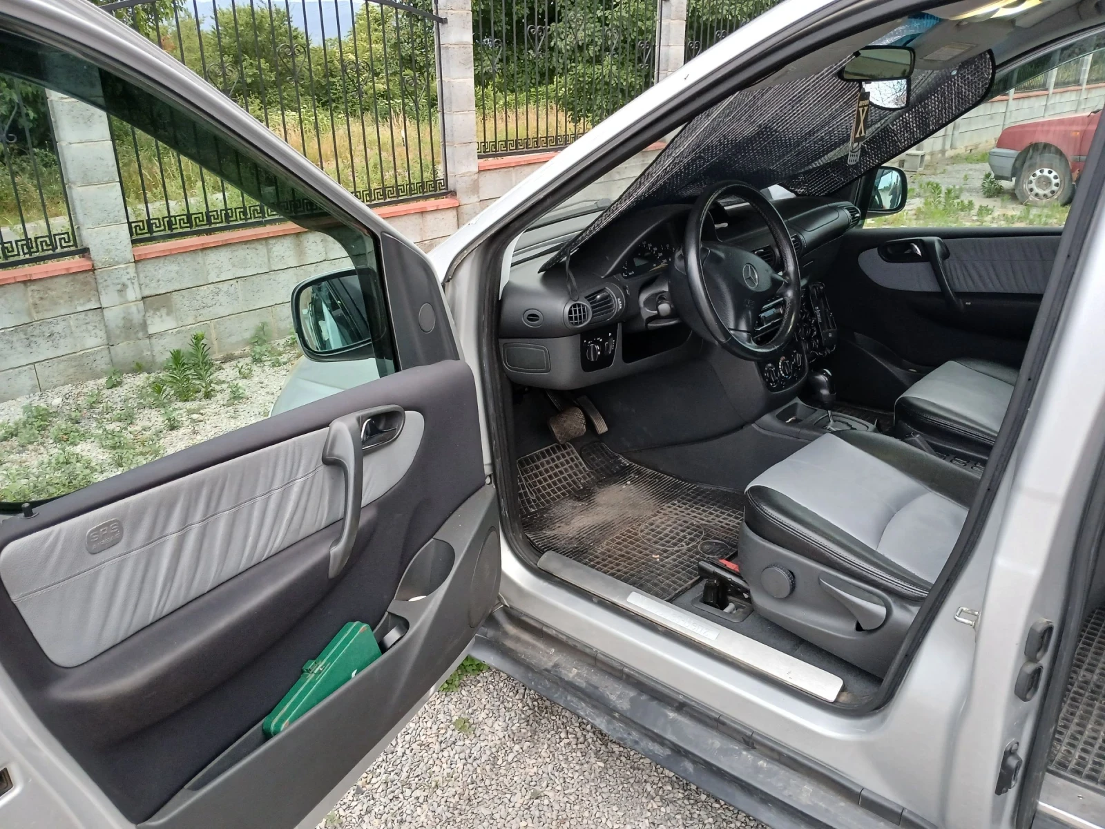 Mercedes-Benz Vaneo, снимка 7 - Автомобили и джипове - 56131165