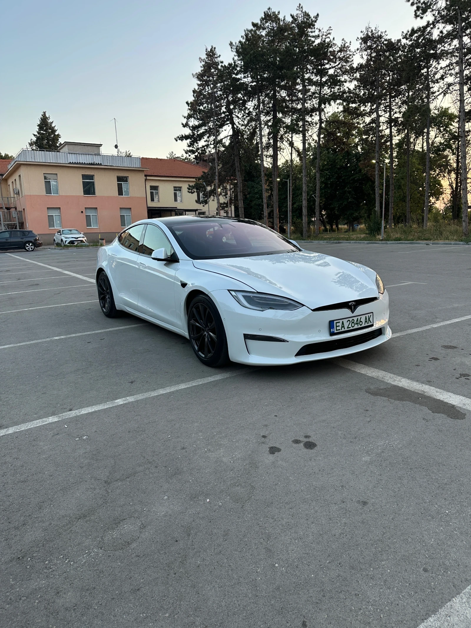 Tesla Model S Plaid, снимка 2 - Автомобили и джипове - 55616940