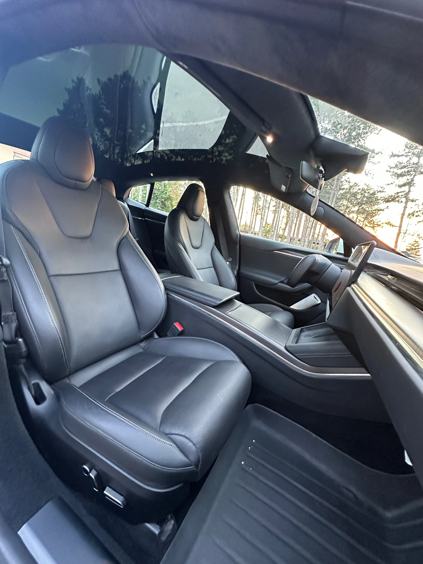 Tesla Model S Plaid, снимка 12 - Автомобили и джипове - 55616940
