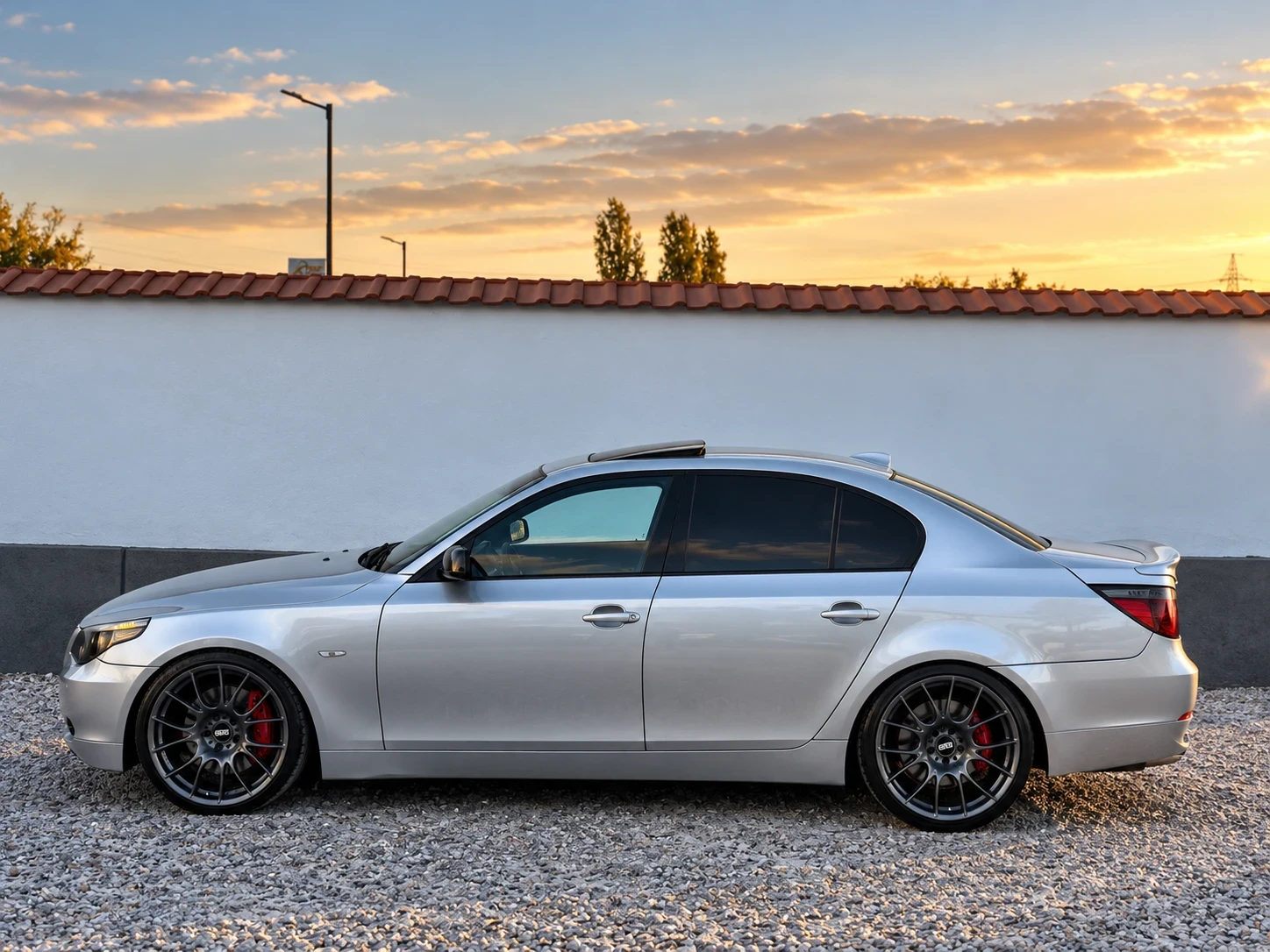 BMW 535 ПОДГРЕВ/КОМФОРТ/ЛОДЖИК, снимка 5 - Автомобили и джипове - 55993895