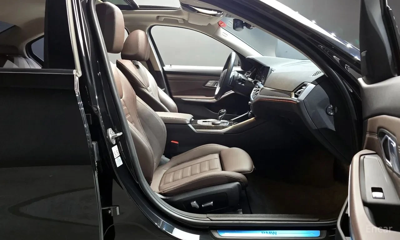 BMW 320 * 320i Luxury * БЕЗ ПЪРВОНАЧАЛНА ВНОСКА, снимка 11 - Автомобили и джипове - 56115188