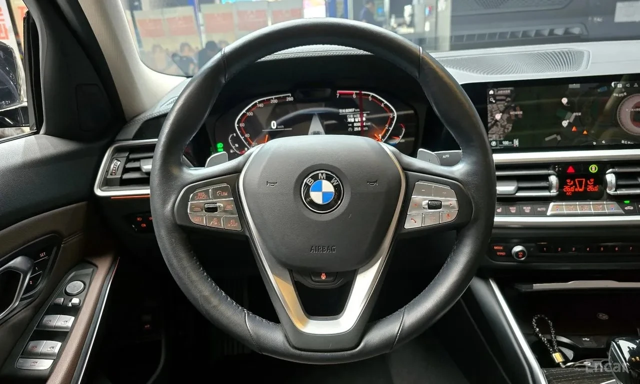 BMW 320 * 320i Luxury * БЕЗ ПЪРВОНАЧАЛНА ВНОСКА, снимка 13 - Автомобили и джипове - 56115188