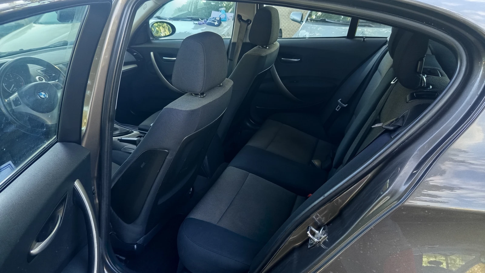 BMW 120 2.0D AVTOMAT NAVI XENON, снимка 11 - Автомобили и джипове - 56215580