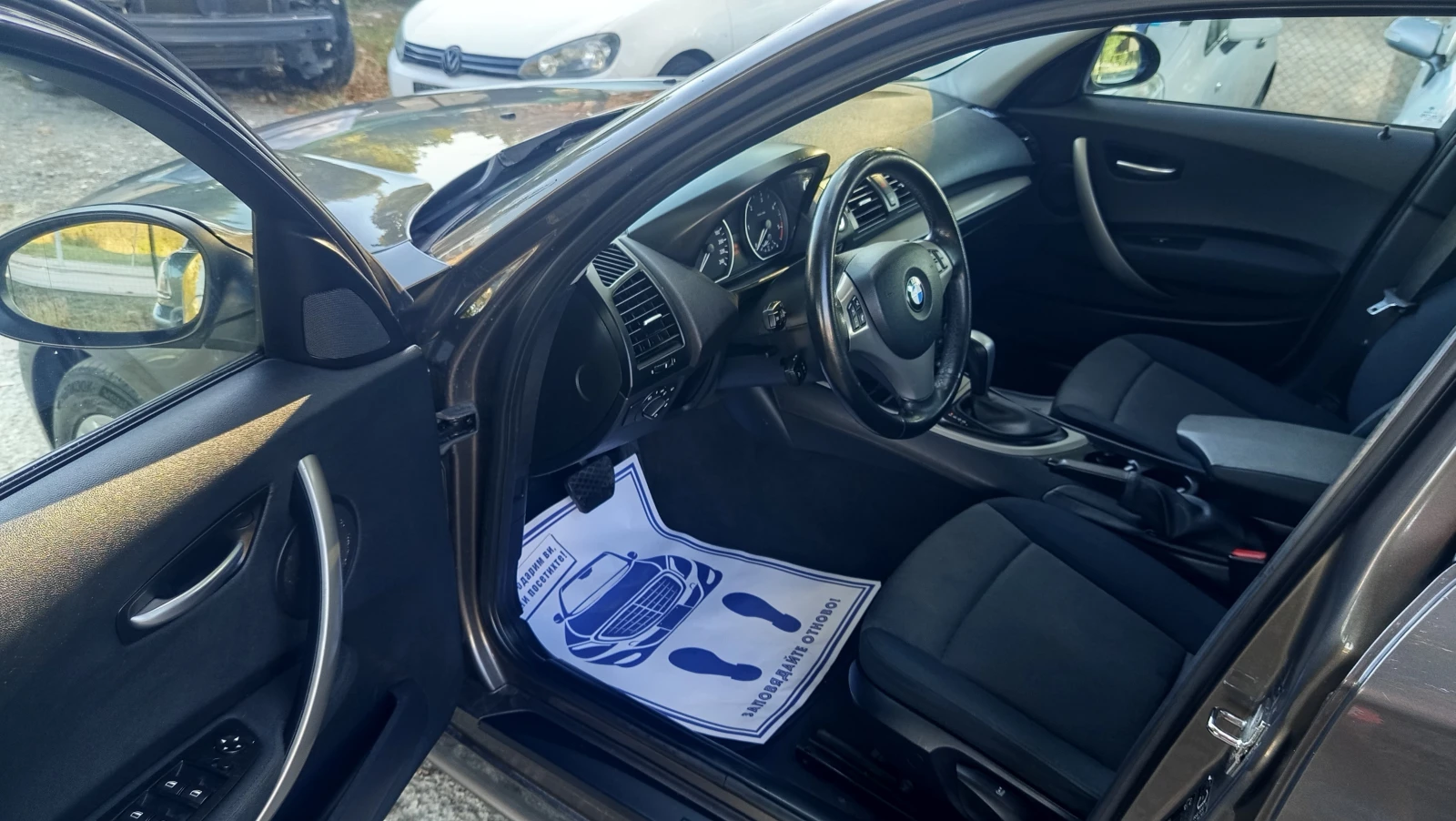 BMW 120 2.0D AVTOMAT NAVI XENON, снимка 9 - Автомобили и джипове - 56215580