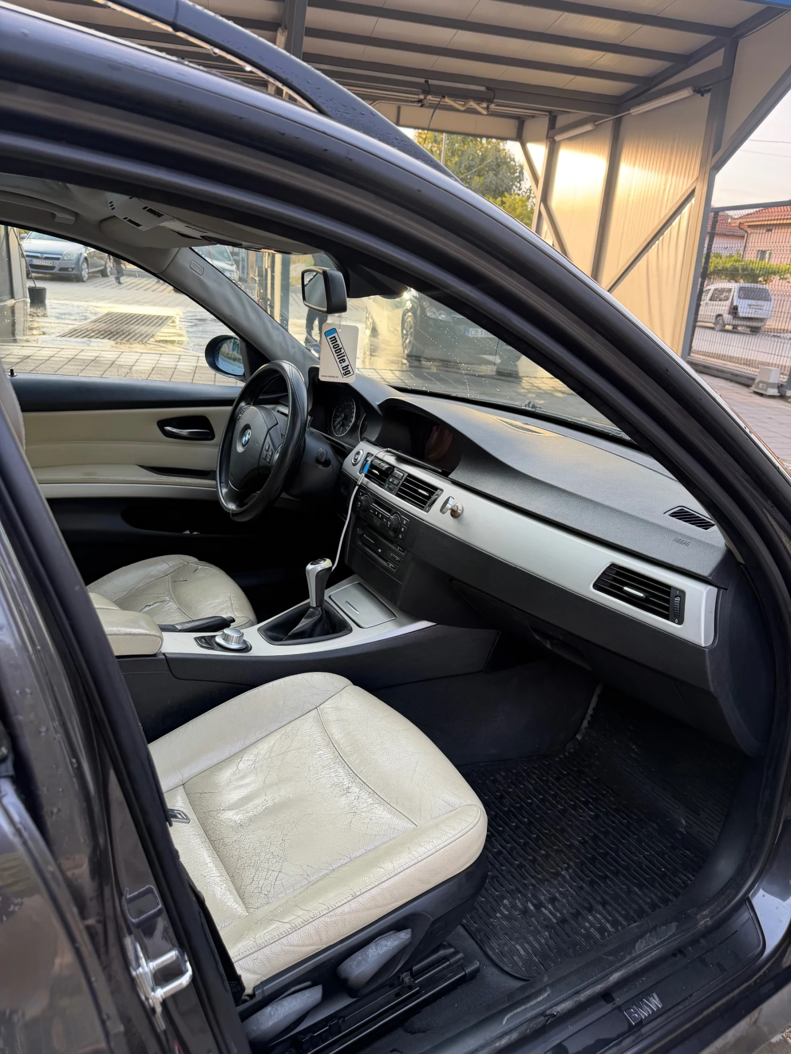 BMW 320 E91 163hp, снимка 9 - Автомобили и джипове - 56603152