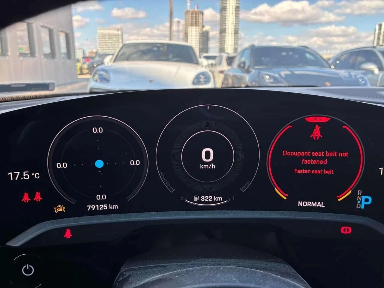 Porsche Taycan, снимка 8 - Автомобили и джипове - 56687366