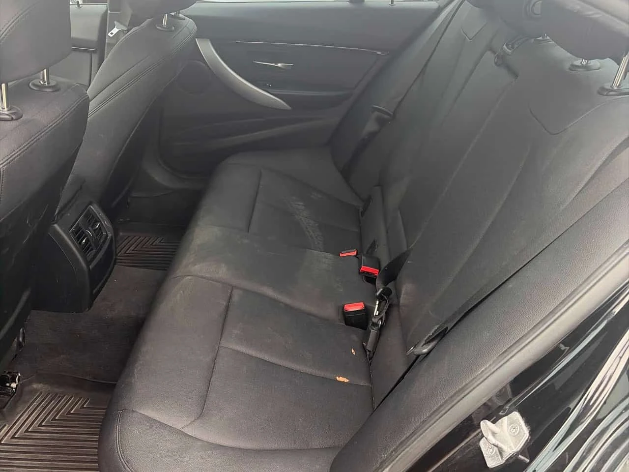 BMW 330 * xDrive * CARFAX * ����� �� ����������� | Mobile.bg � ����������� 15
