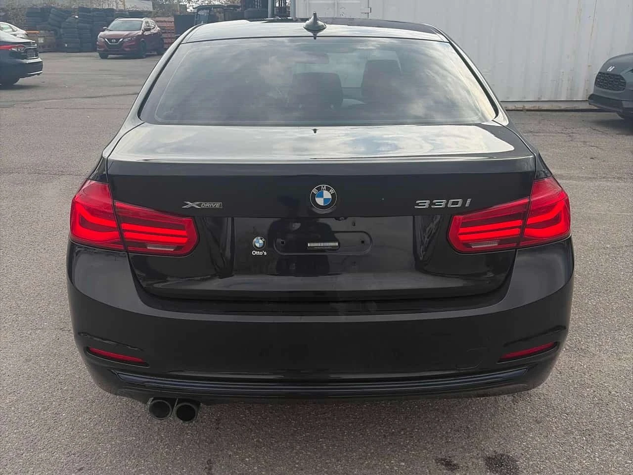 BMW 330 * xDrive * CARFAX * ����� �� ����������� | Mobile.bg � ����������� 4