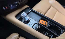 Volvo Xc90 ULTIMATE* BRIGHT* 360КАМЕРА* LANE* ASSIST* ПАНОРАМ, снимка 9