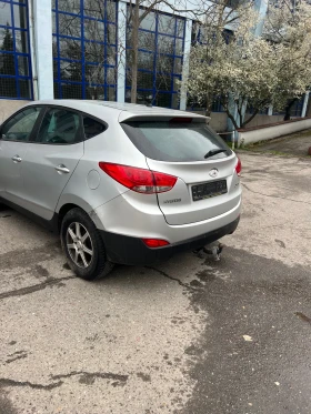 Hyundai IX35 2.0 - 5400 € / 10561.48 лв. - 11544640 4