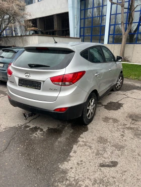 Hyundai IX35 2.0 - 5400 € / 10561.48 лв. - 11544640 3