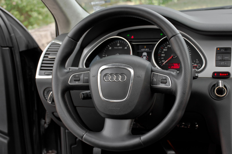 Audi Q7 4.2TDI * FACE* S-Line, снимка 13 - Автомобили и джипове - 46462892