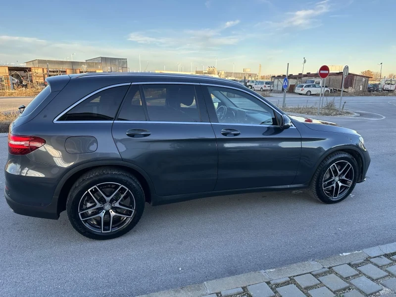 Mercedes-Benz GLC 250 Бензин AMG пакет, снимка 5 - Автомобили и джипове - 48401564