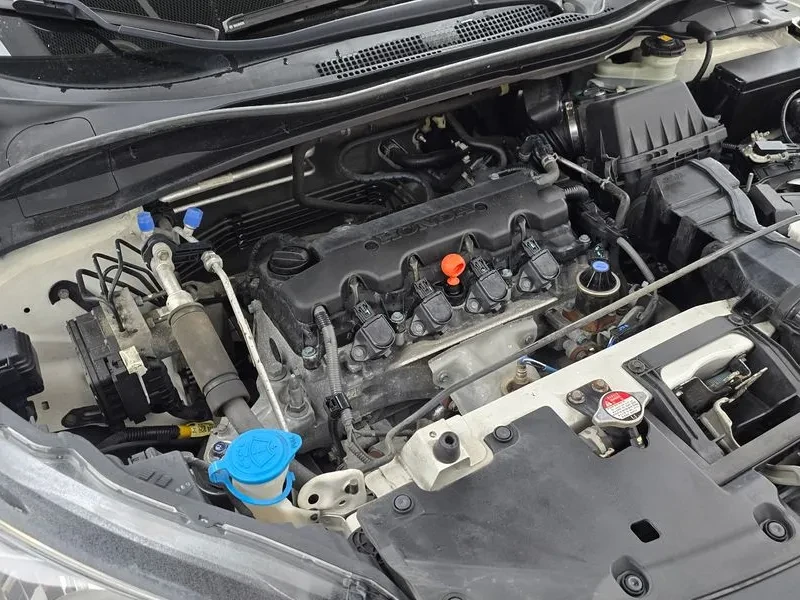 Honda Hr-v 1.8, снимка 6 - Автомобили и джипове - 55740151