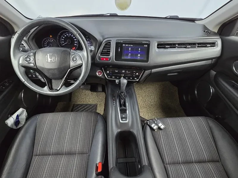 Honda Hr-v 1.8, снимка 7 - Автомобили и джипове - 55740151