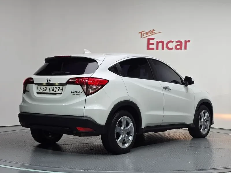 Honda Hr-v 1.8, снимка 2 - Автомобили и джипове - 55740151