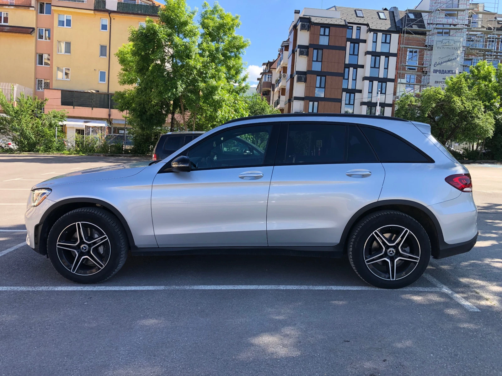 Mercedes-Benz GLC 300 AMG Line 4 matic  - изображение 4