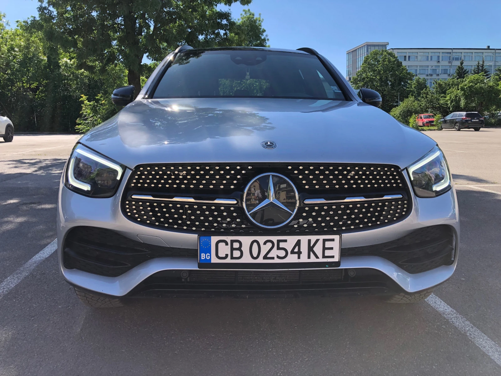 Mercedes-Benz GLC 300 AMG Line 4 matic  - изображение 2