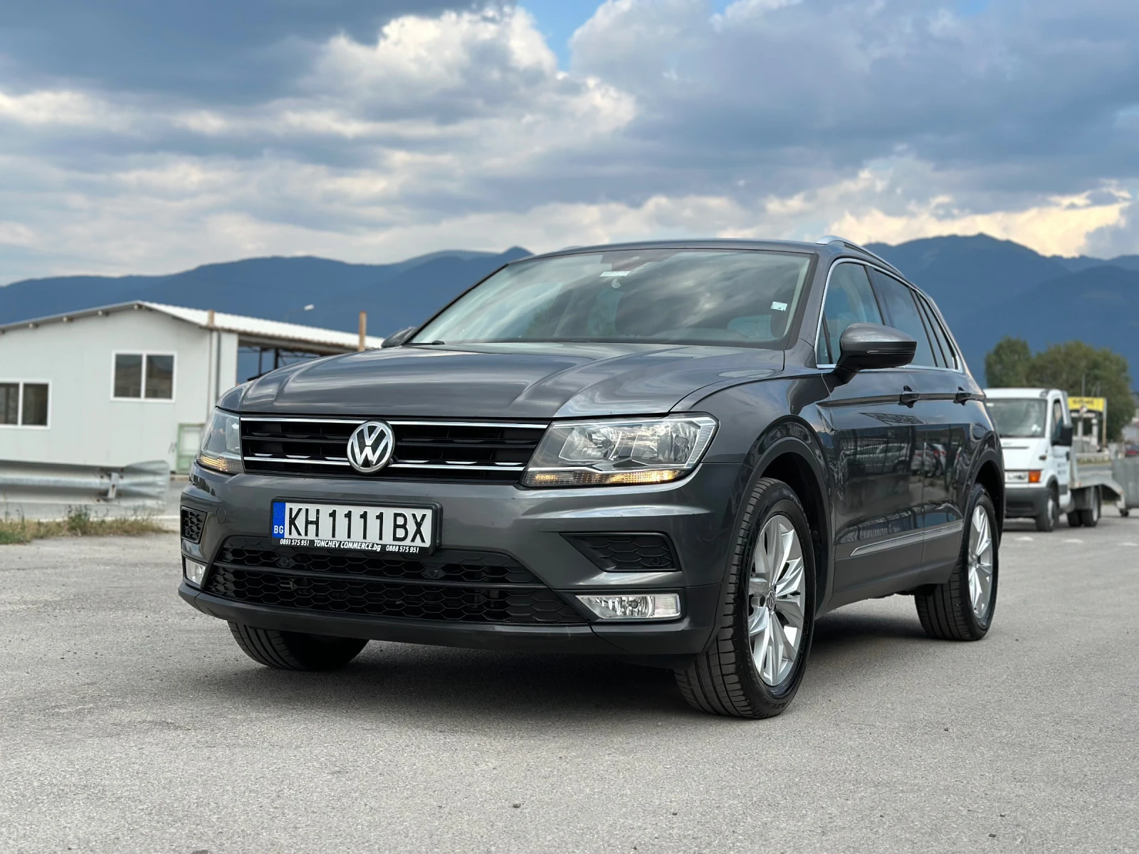 VW Tiguan 2.0-TDI-4-MOTION-4x4-NAVI-AUTOMAT-TOP-PERFEKT - изображение 3