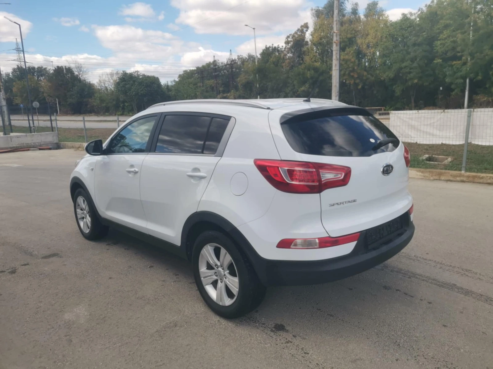 Kia Sportage 1.6 - изображение 6