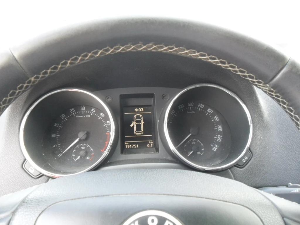 Skoda Yeti 2.0 тди 4х4 - изображение 9
