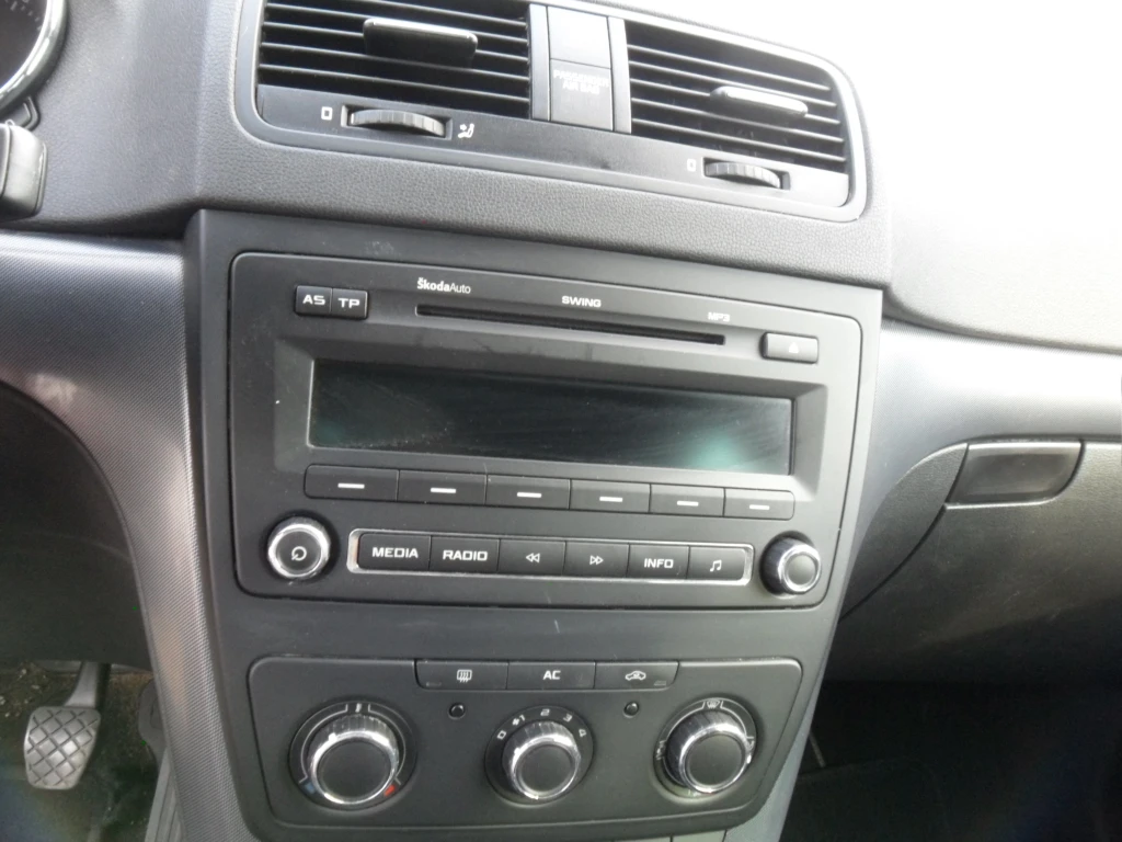 Skoda Yeti 2.0 тди 4х4 - изображение 7