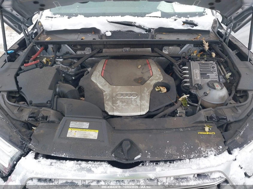 Audi SQ5 Bang&Olufsen* подгрев* панорама* KEYLESS* BLIND SP, снимка 11 - Автомобили и джипове - 53837332