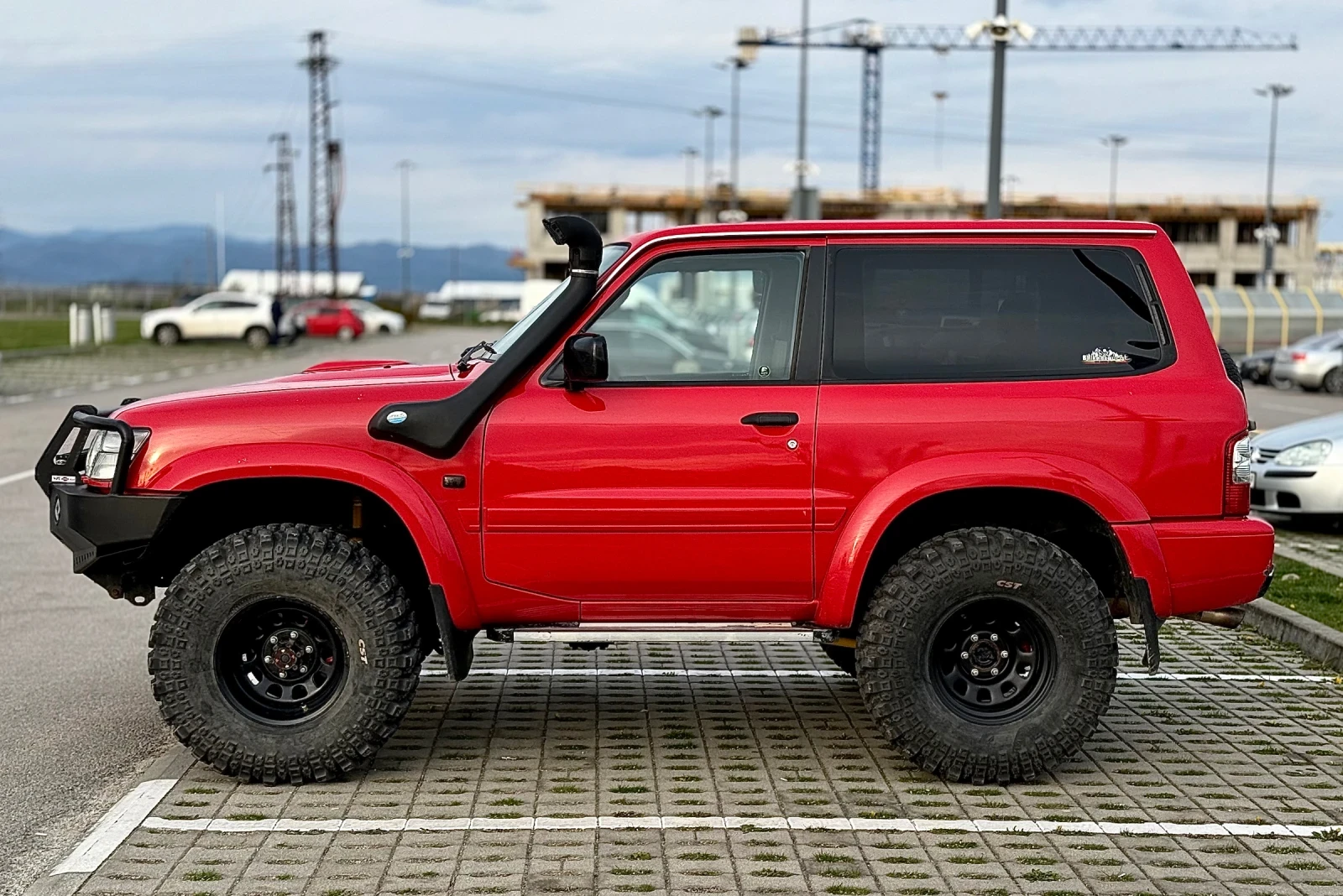 Nissan Patrol, снимка 3 - Автомобили и джипове - 54169195