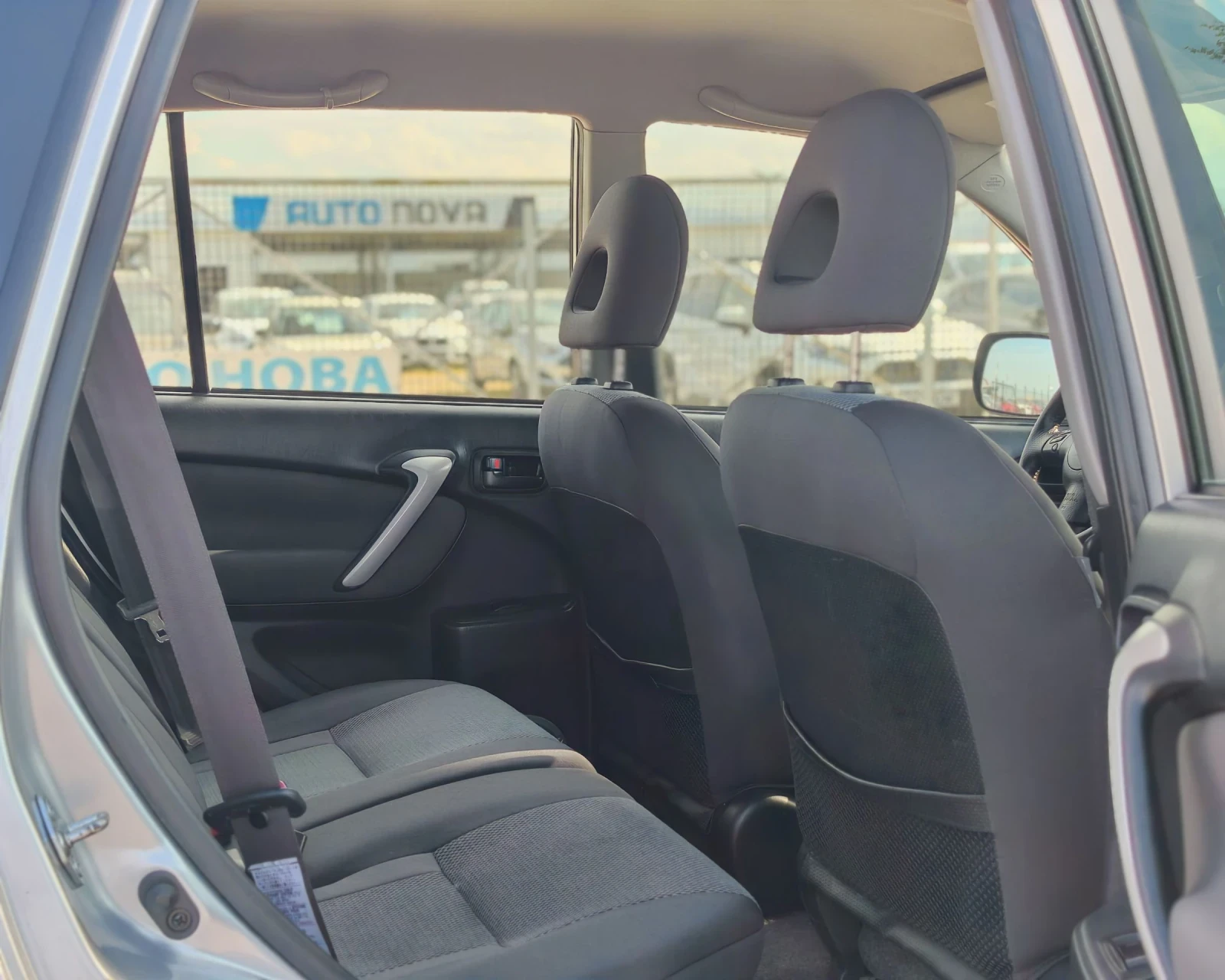 Toyota Rav4 2.0 150 �.�. ������!4�4!  | Mobile.bg � ����������� 11