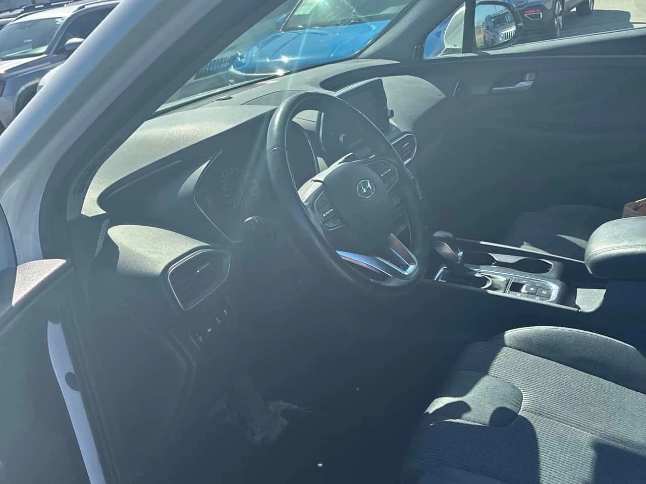 Hyundai Santa fe * Essential * ДИСТРОНИК* КАМЕРА* ПОДГРЕВ* , снимка 7 - Автомобили и джипове - 54358731