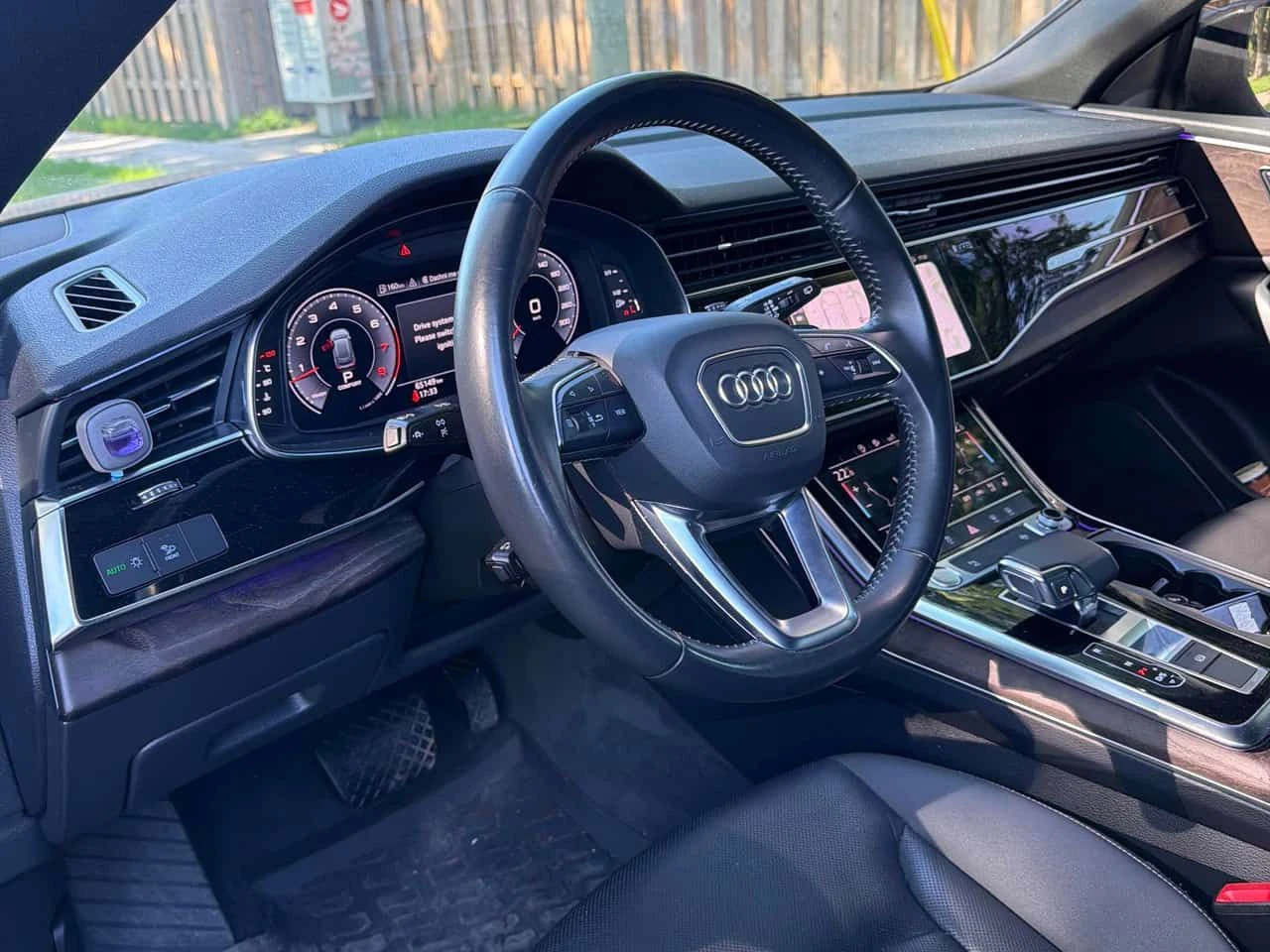 Audi Q8  Progressiv /360/DIS/АВТОКРЕДИТ, снимка 5 - Автомобили и джипове - 54735233