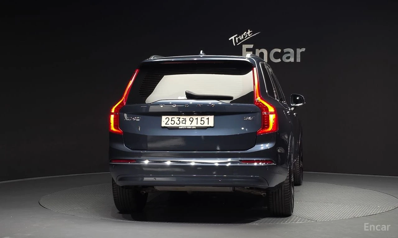 Volvo Xc90 ULTIMATE* BRIGHT* 360КАМЕРА* LANE* ASSIST* ПАНОРАМ, снимка 4 - Автомобили и джипове - 54884957