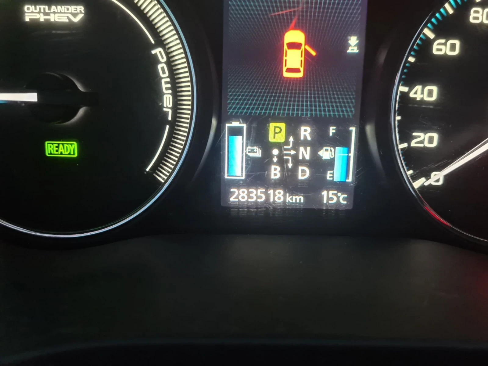 Mitsubishi Outlander, снимка 6 - Автомобили и джипове - 55228985