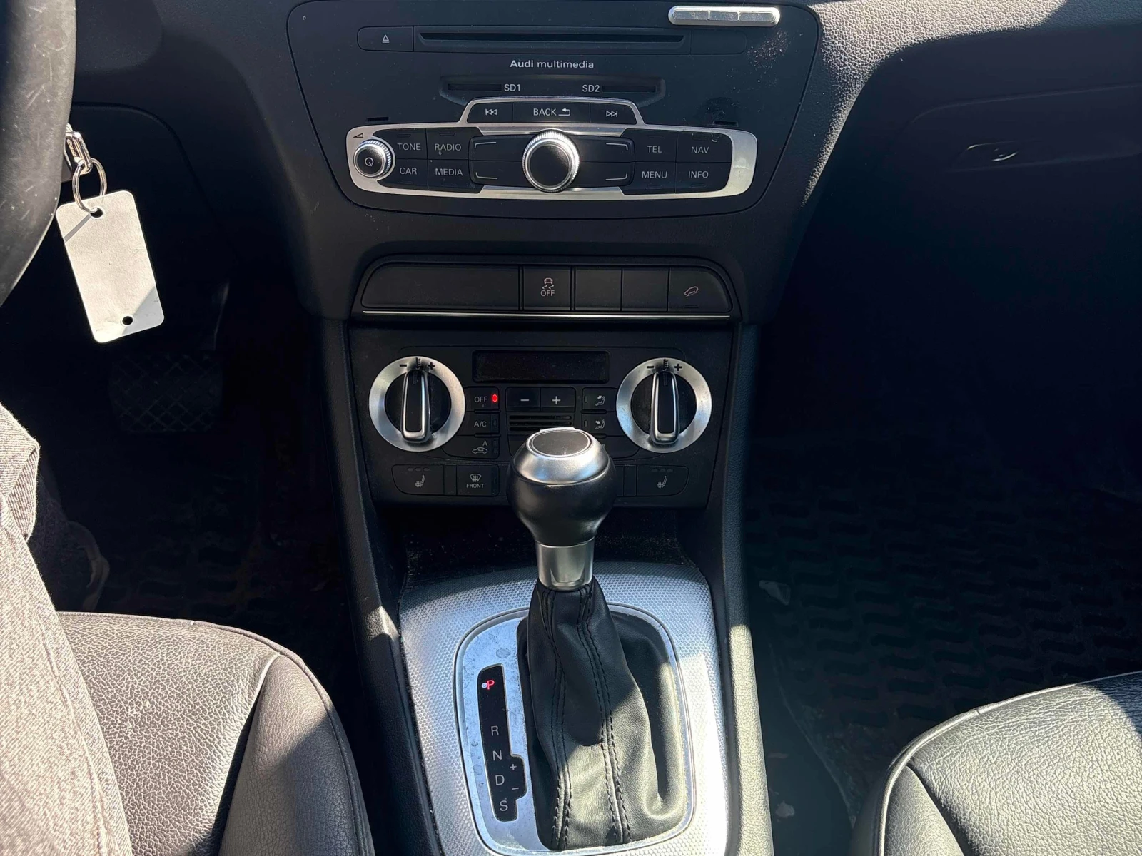Audi Q3 * Progressiv * АВТОКРЕДИТ БЕЗ ПЪРВОНАЧАЛНА ВНОСКА, снимка 13 - Автомобили и джипове - 55889939