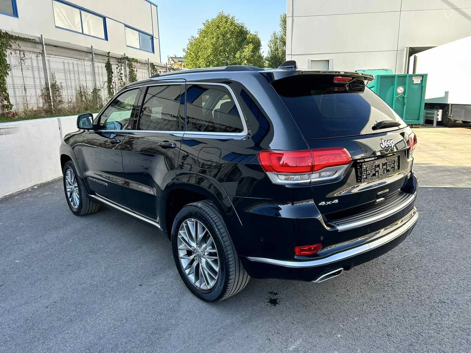 Jeep Grand cherokee  SUMMIT, снимка 9 - Автомобили и джипове - 56658917
