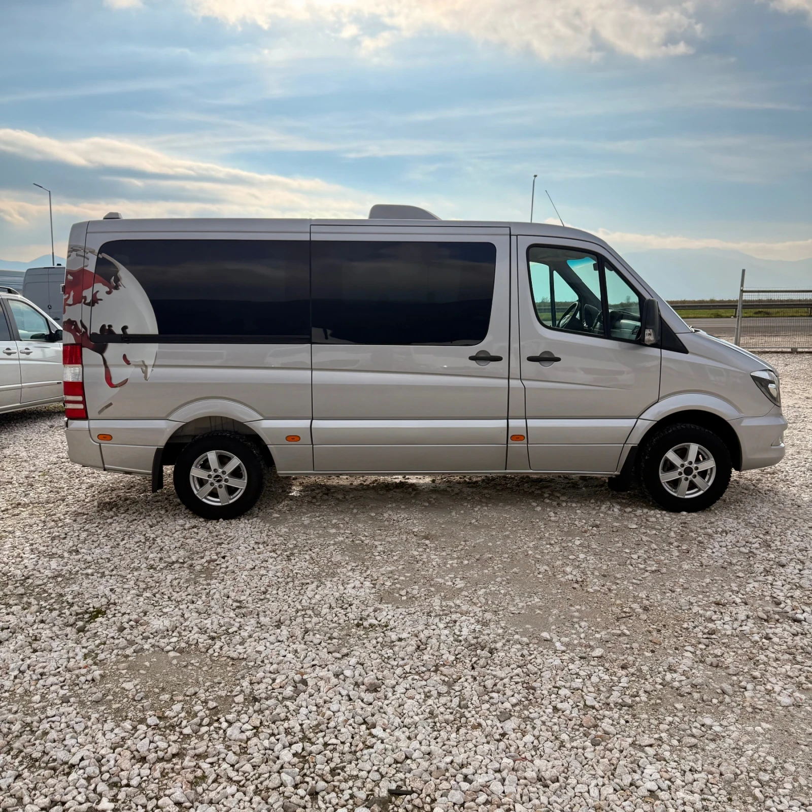 Mercedes-Benz Sprinter 316 9-Местен-Климатик-2018г-Евро6 - изображение 6