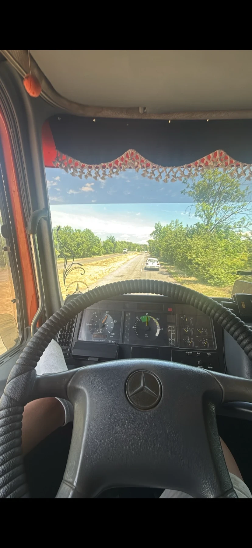 Mercedes-Benz Actros  - изображение 10