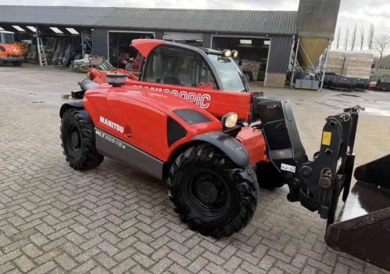 Телескопичен товарач Manitou MLT 625-75, снимка 6 - Селскостопанска техника - 53573135