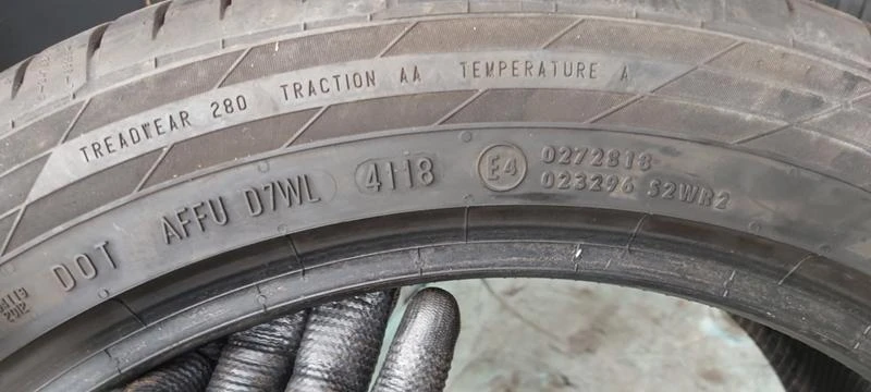 Гуми Летни 235/45R18, снимка 8 - Гуми и джанти - 30582968